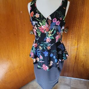 Retro floral print dress​